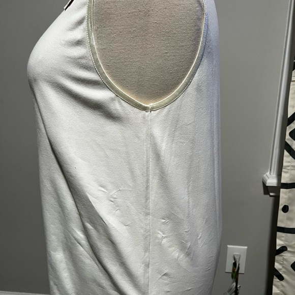 Plus Size Top - Picture 4 of 4